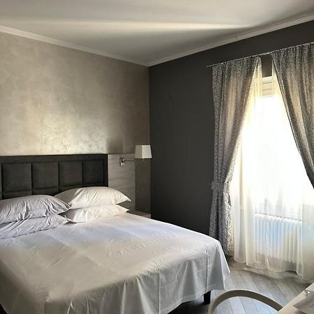 Prima Fila Premium Guest House Сан Ремо Екстериор снимка